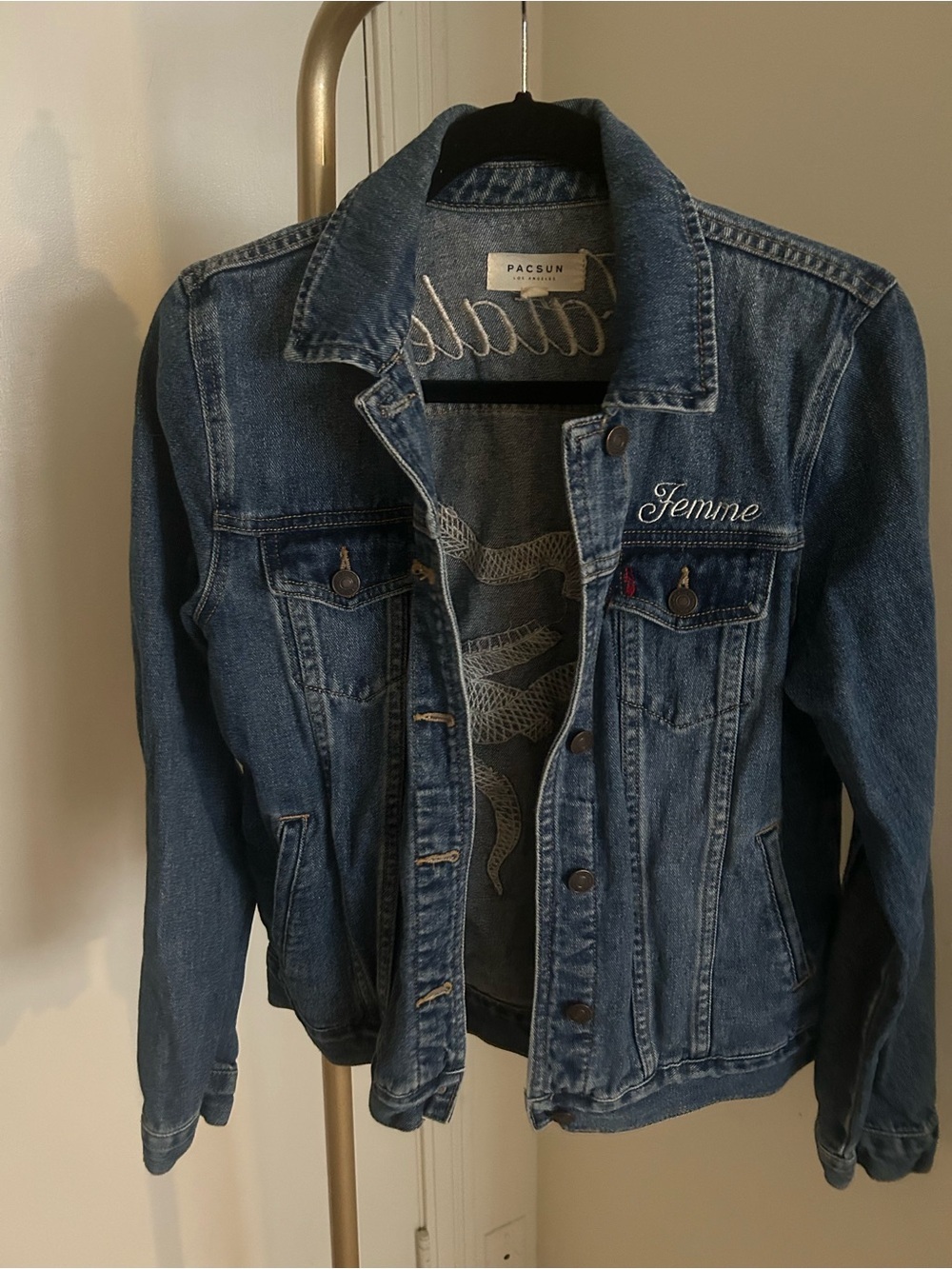 PacSun Embroidered Denim Jacket Snake Patch Femme Fatale Graphic Medium - Picture 3 of 8